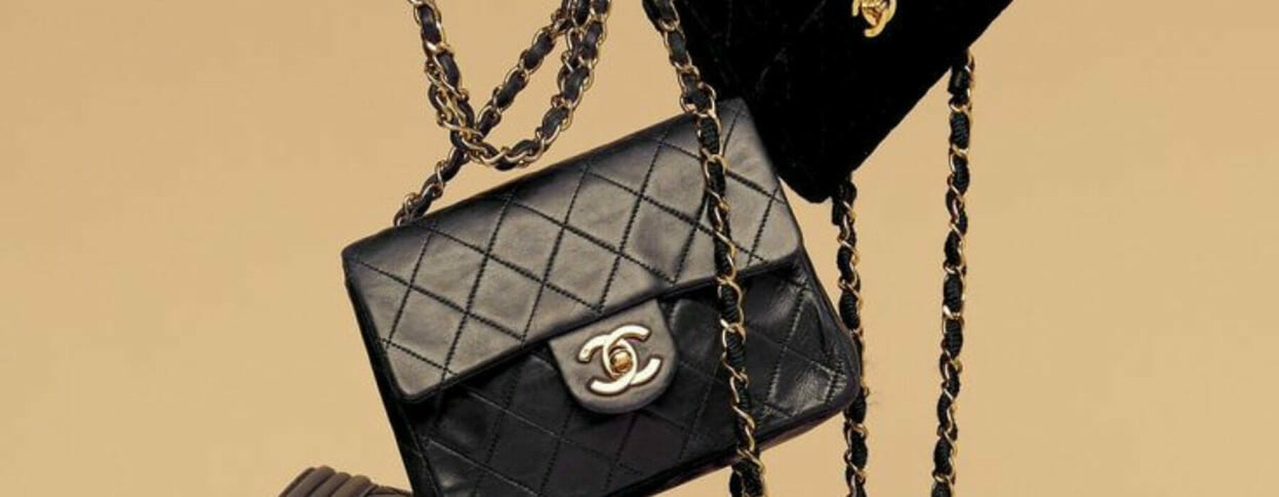 AUCTION LIVE NOW (2)