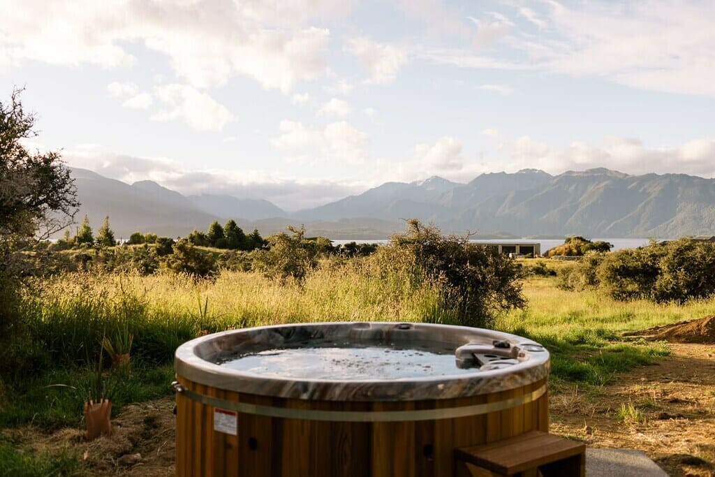 Outdoor spa from Te Anau Airbnb. 