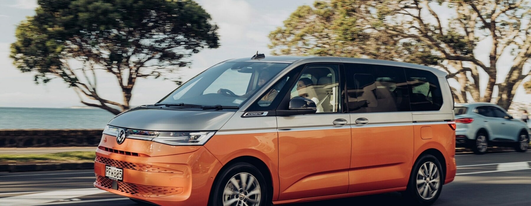 Car-zooming-2